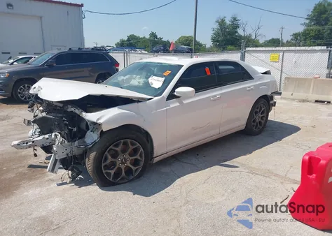 2017 Chrysler 300 300S Awd from USA, damaged, VIN 2C3CCAGG9HH542027
